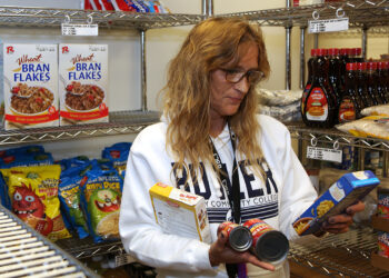woman at food pantry on bc3 campus