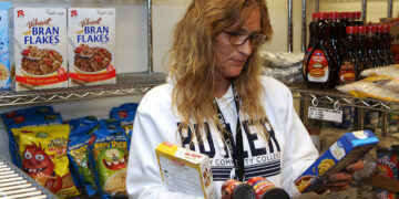 woman at food pantry on bc3 campus